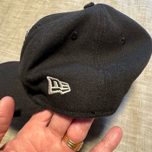 Flat rim baseball cap - Picture 2 of 5